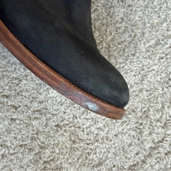 UGG Elora Suede Ankle Boots Size 7.5 - Picture 7 of 9